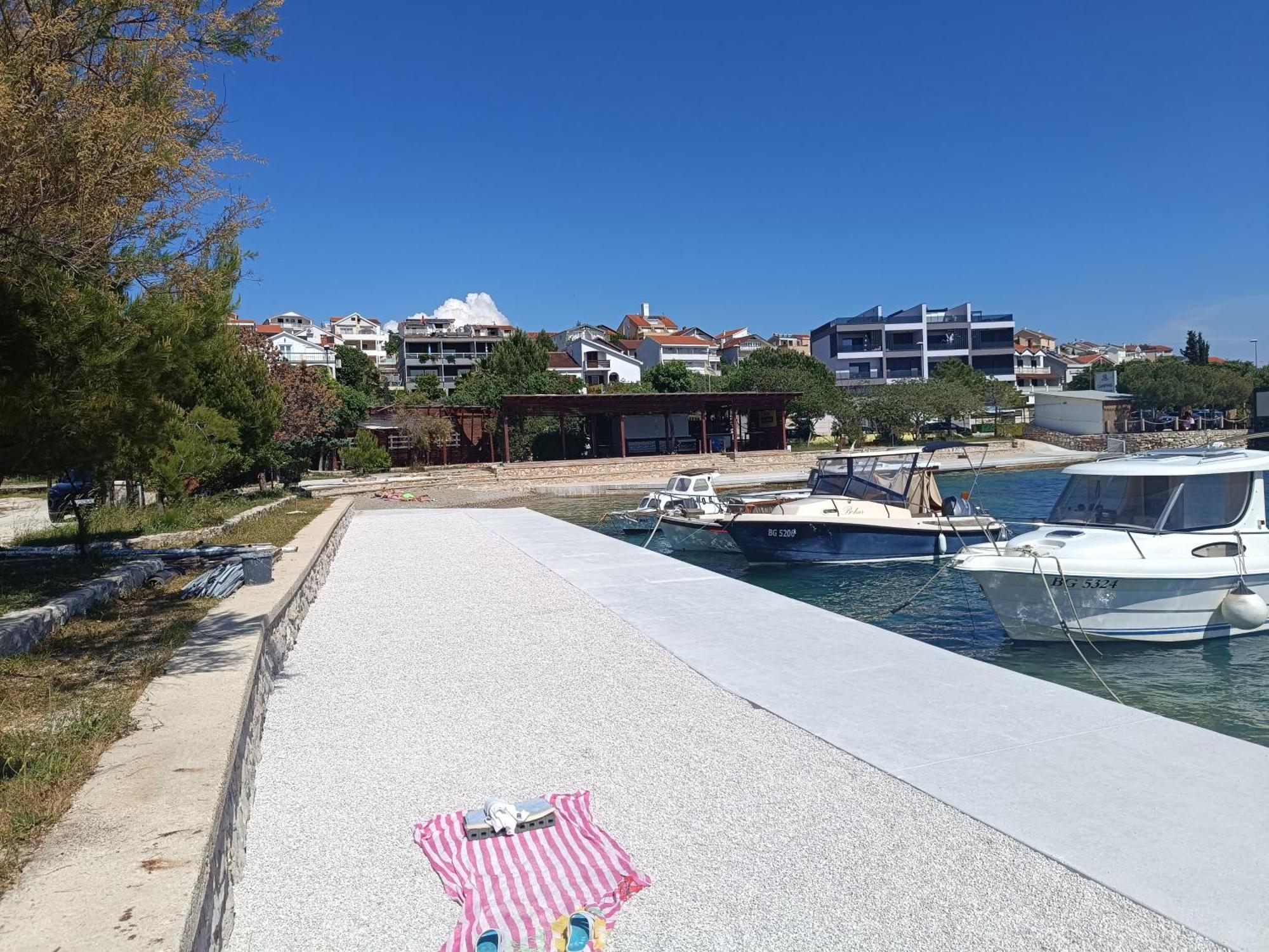 Apartmani Mataija スヴェティ・ペタル エクステリア 写真